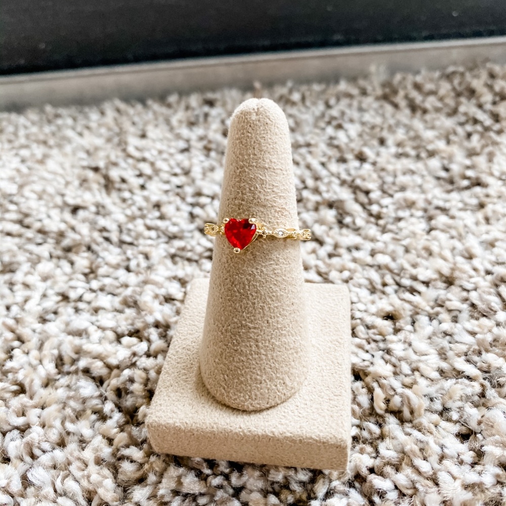 Ruby Red Heart Ring - Picture 7 of 7